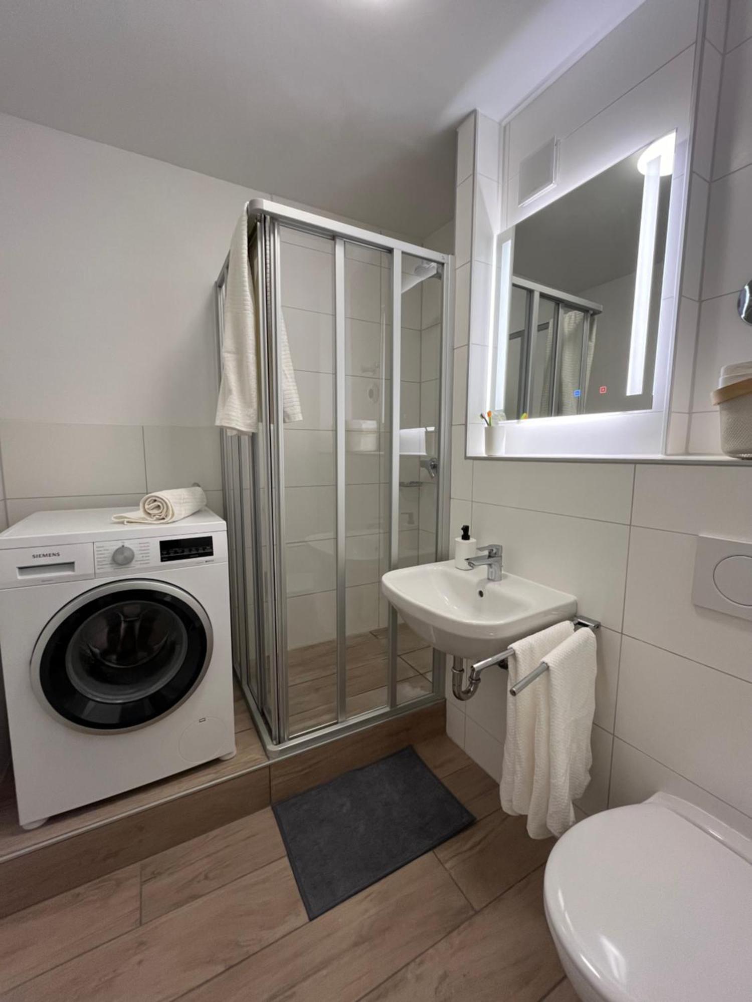 Modern Studio With Garden Near Isar River, * Munique